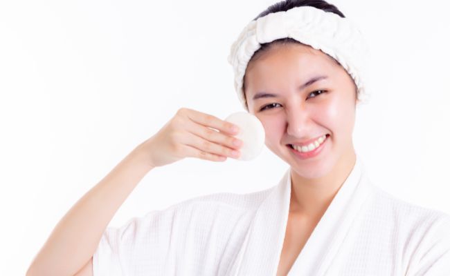 Các bước sử dụng nước hoa hồng đúng cách